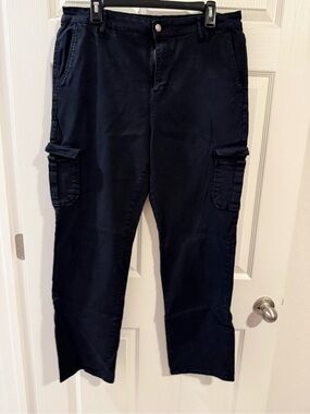 Well Worn Women's black Cargo Pants